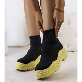 Sneakers alte nere e gialle di Marks nero 1