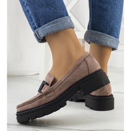Scarpe in ecopelle scamosciata marrone beige 1