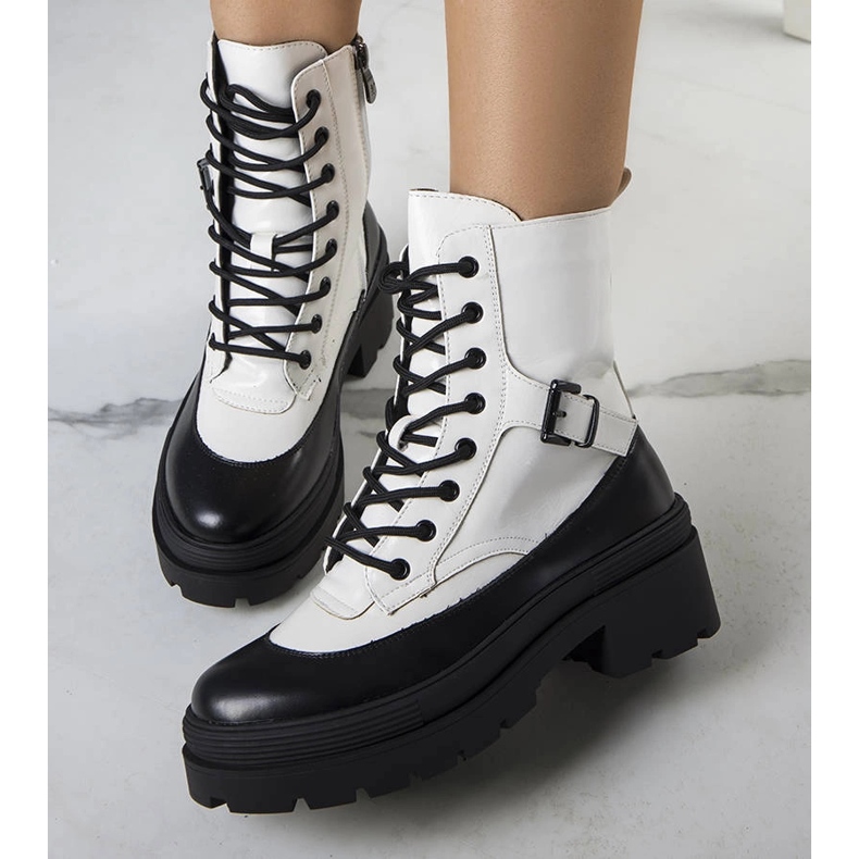 I cacciatori bianchi di Norra bianca 1