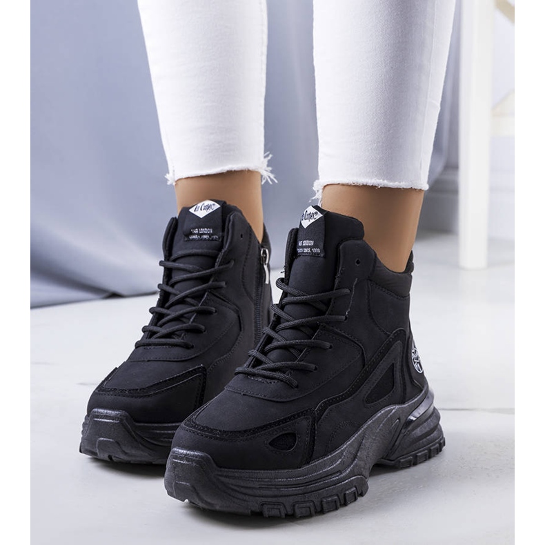 Stivali neri isolati LCJ-22-44-1353L Lee Cooper nero 1