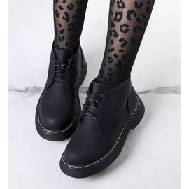 PA1 Stivali neri isolati di Savino nero 1