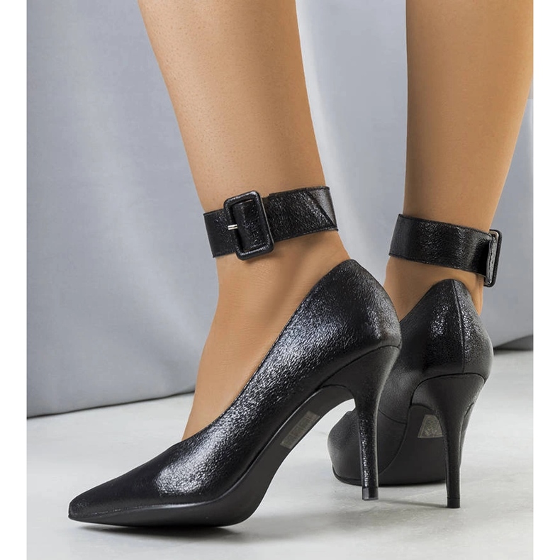 Tacchi neri metallizzati di Janin nero 1