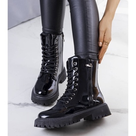 Stivali neri isolati di Sido nero 2