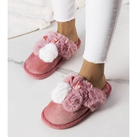 Pantofole con cuffia rosa 1