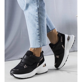 Sneakers nere su una massiccia suola Elsie nero 1
