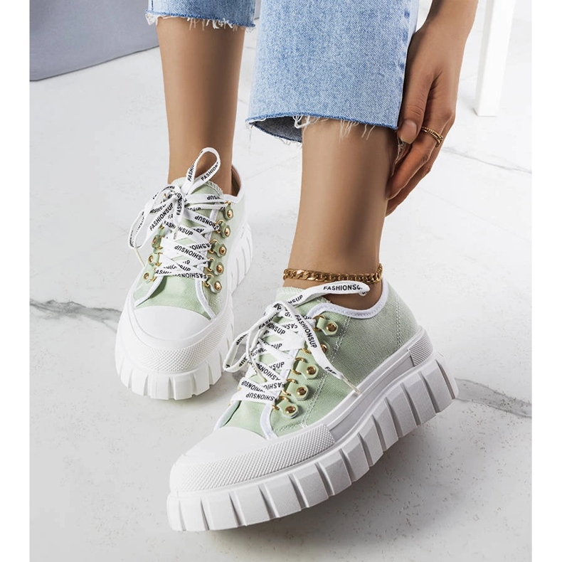 Sneaker con plateau di colore verde di Toni 1