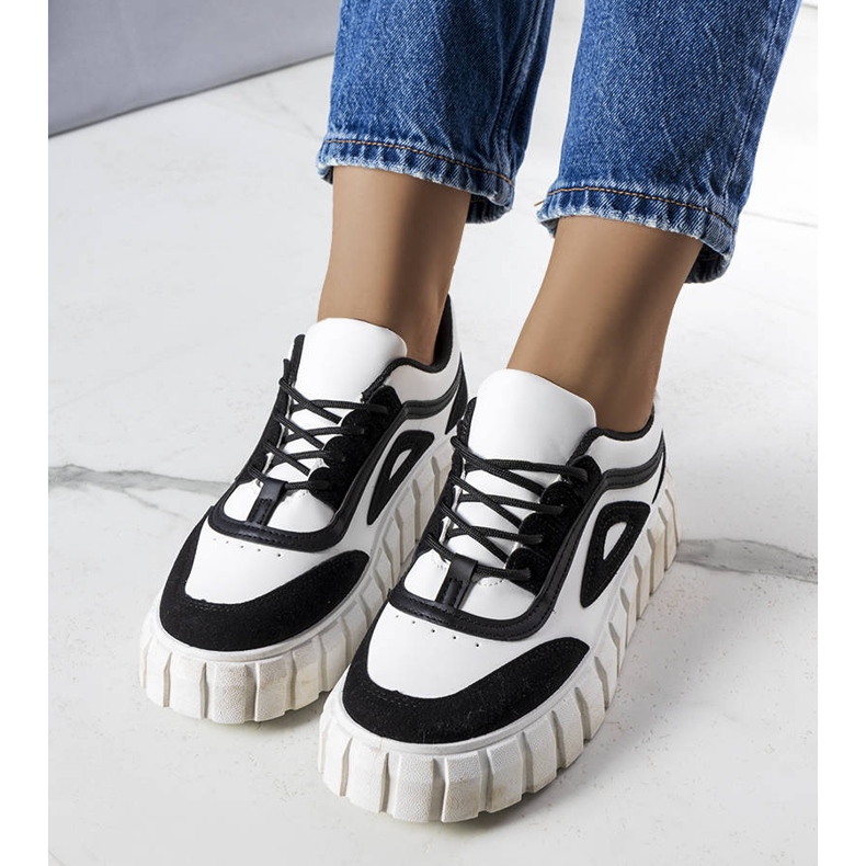 Sneakers nere con plateau di Robyn nero 1