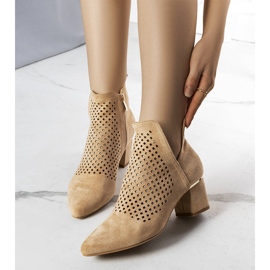 BM Stivaletti traforati beige di Bernadette 1