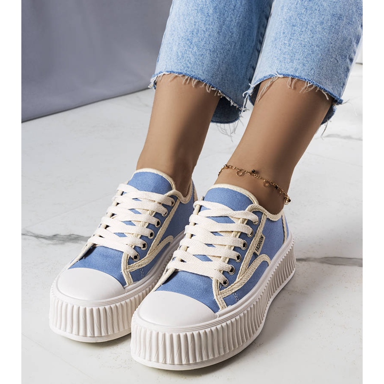 Sneaker Connie blu con plateau 1