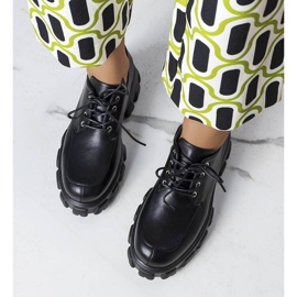 Scarpe nere con suola massiccia di Lynn nero 1