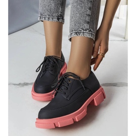 Scarpe nere con suola massiccia di Kay nero 1