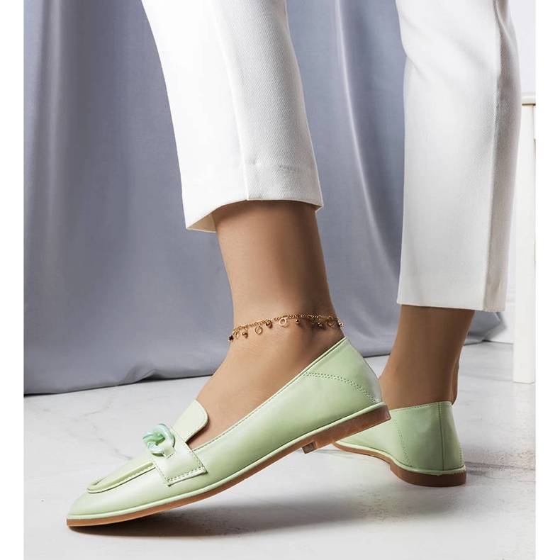 Mocassini verdi con catena Bobbie verde 1
