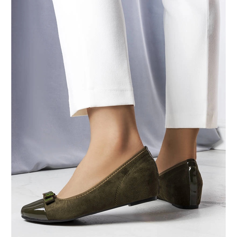 Ballerine verdi con zeppa indoor di Cailot verde 1