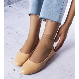 Ballerine beige con soletta in pelle di Truchon 1