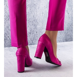 Eleganti décolleté rosa di Vinceza 2