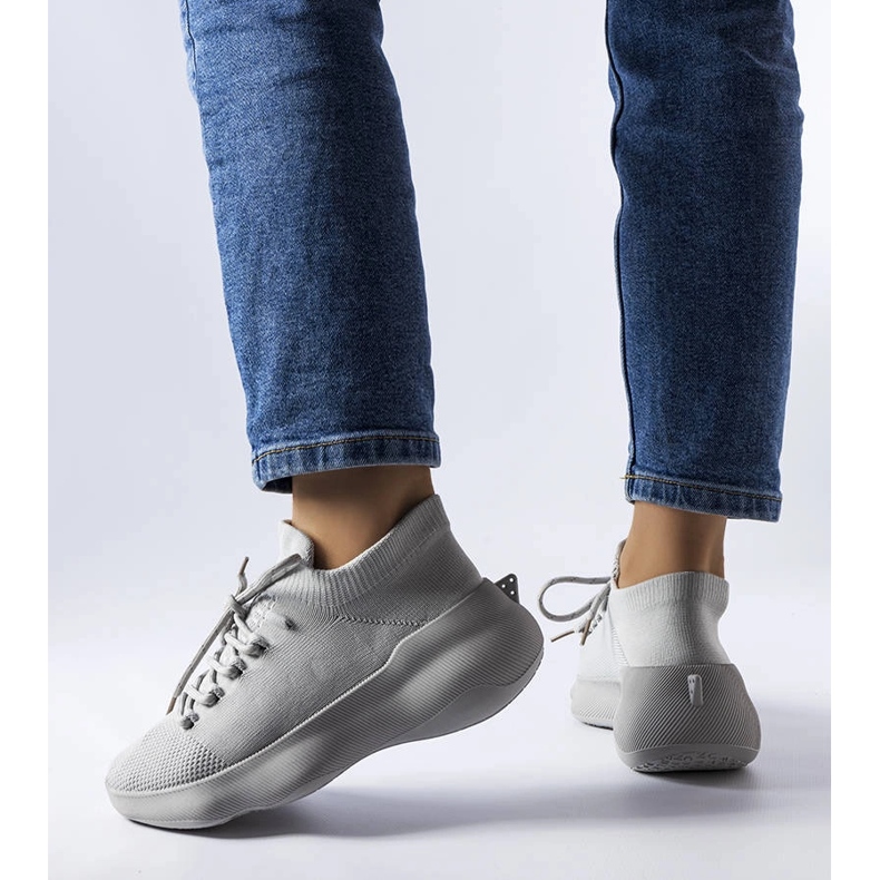Sneakers in tessuto grigio di Lavallée 1