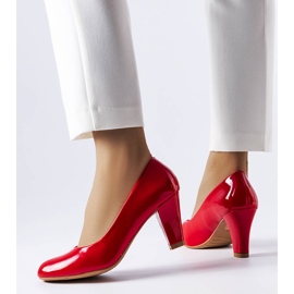 Décolleté in vernice rossa di Burkett rosso 1