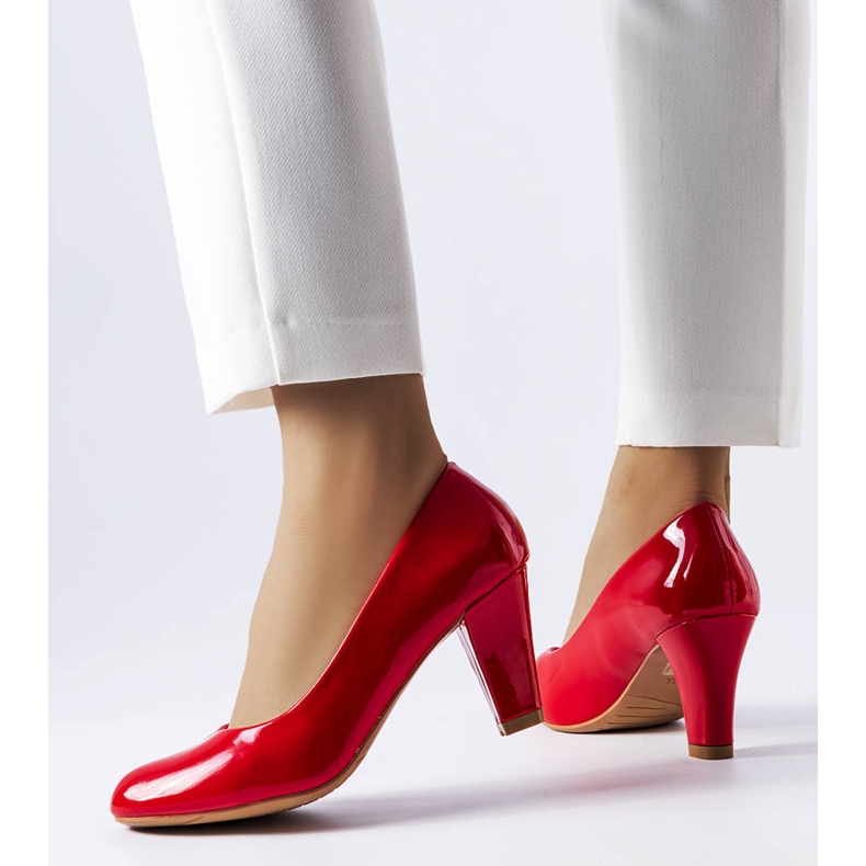 Décolleté in vernice rossa di Burkett rosso 1