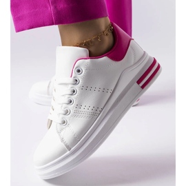 Sneakers bianche con un accento rosa di Davisson bianco 1