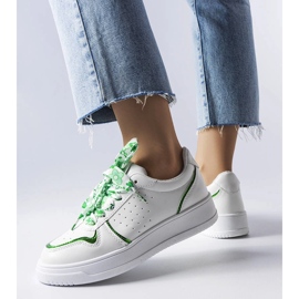 Sneakers bianche legate con nastro Pryor bianca 1