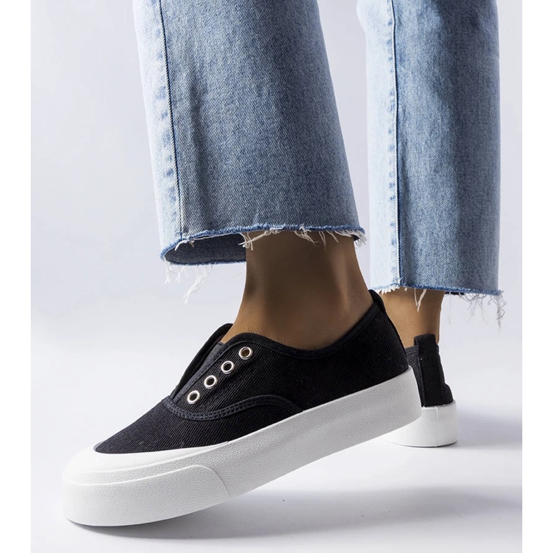 Sneaker senza lacci di colore nero di Rabican 1
