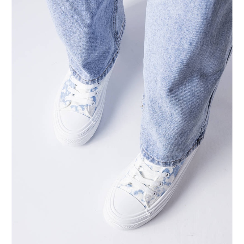 Sneakers bianche con accenti blu di Blais bianca 2