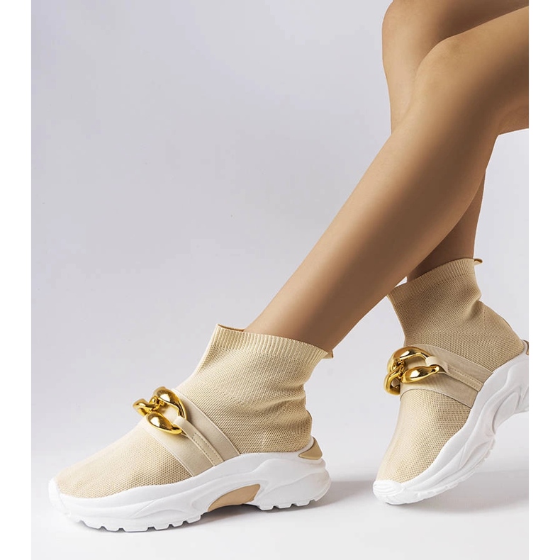 Sneakers beige con catena di Baptiste 1
