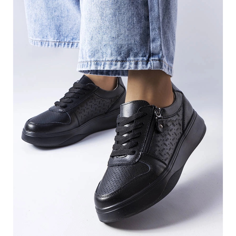 Scarpe in pelle nera decorate con cerniera Jezzi nero 1