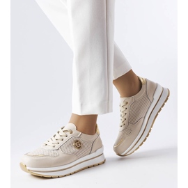Scarpe in pelle traforata beige di Talbot 2
