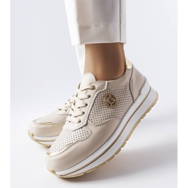 Scarpe in pelle traforata beige di Talbot 1