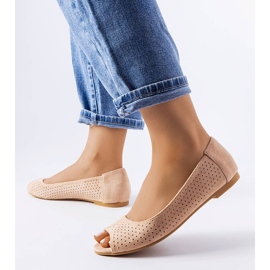 Ballerine traforate beige di Agate 1