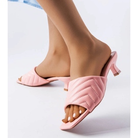 Sandali rosa con tacco basso di Launay 2