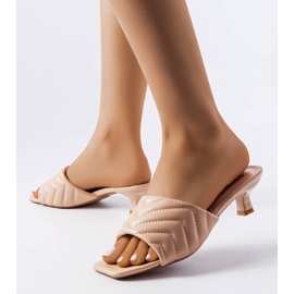 Sandali beige con tacco basso di Launay 1