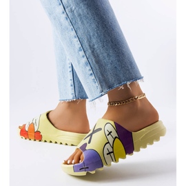 Pantofole verdi con stampe verde 2