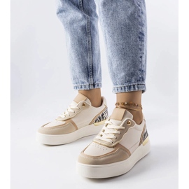 Sneaker beige con plateau di Tooele 1