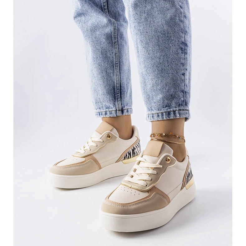 Sneaker beige con plateau di Tooele 1