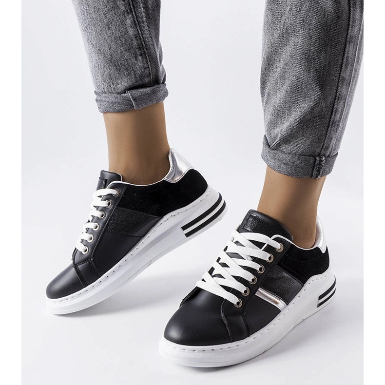 Sneakers nere con inserti di Deans nero 1