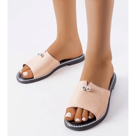 Sandali rosa metallizzati con perle di Frederi 1