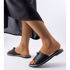 Sandali neri metallizzati con perle di Frederi nero 2