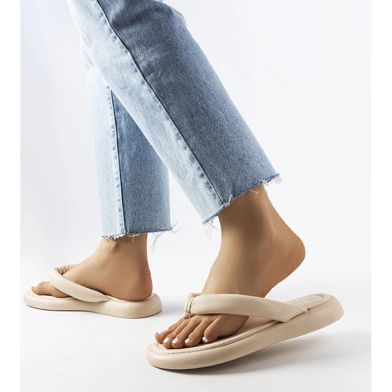 Sandali chunky beige di Smithfield 2