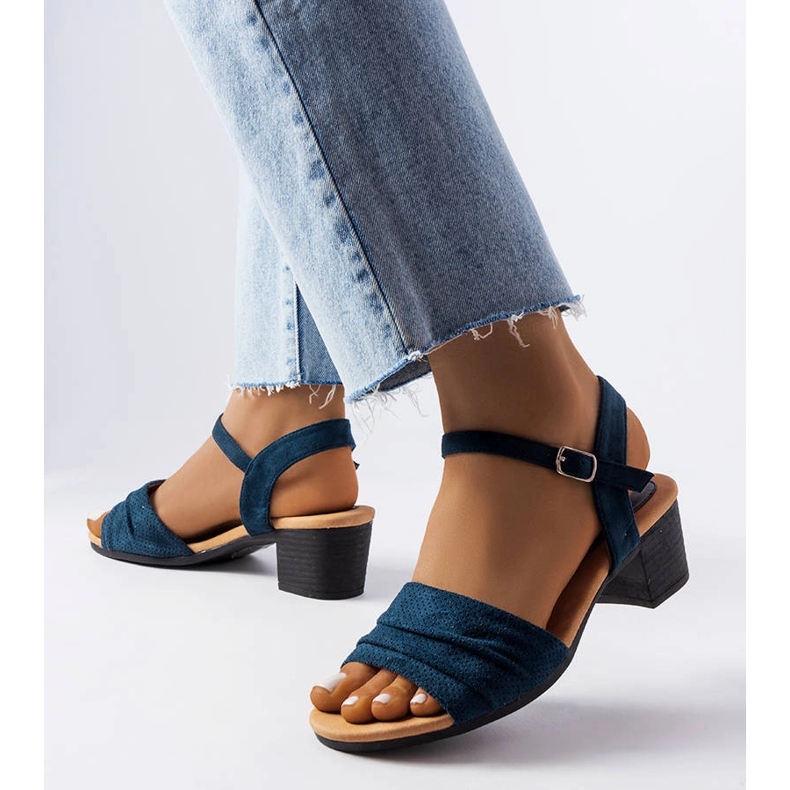 Sandali blu navy con tacco basso di Broom 1