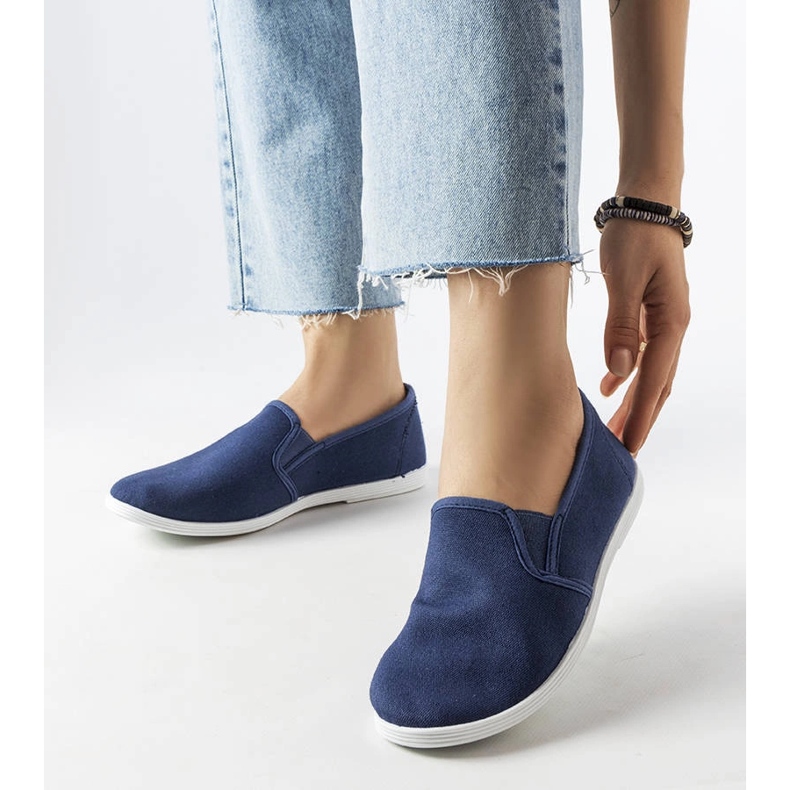 Sneaker in tessuto blu scuro di Quincy 1