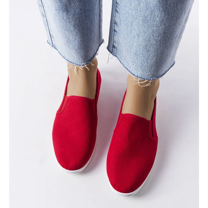 Sneaker in tessuto rosso di Quincy 1