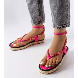 Sandali rosa decorati con una catena di Varieur 1