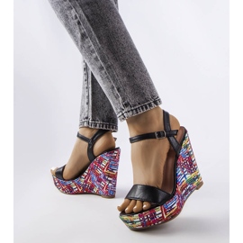 Sandali neri con zeppa di Fairmont nero 1