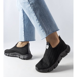 Sneaker senza lacci di colore nero di Yellville 1
