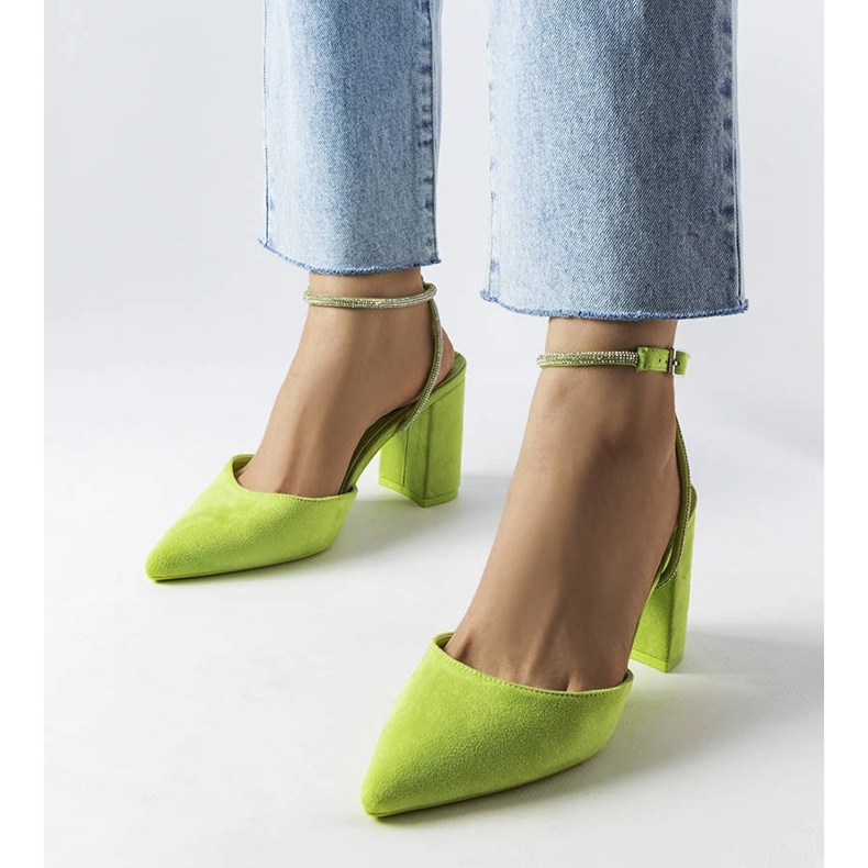 Décolleté verdi con tacco di Stella verde 1