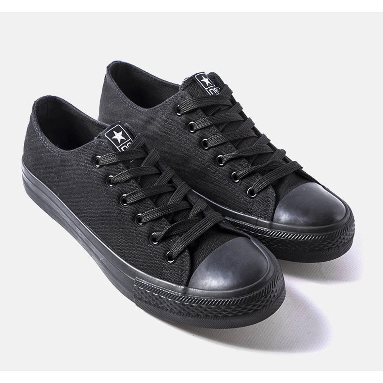 Sneakers in tessuto nero di Cristiano 1