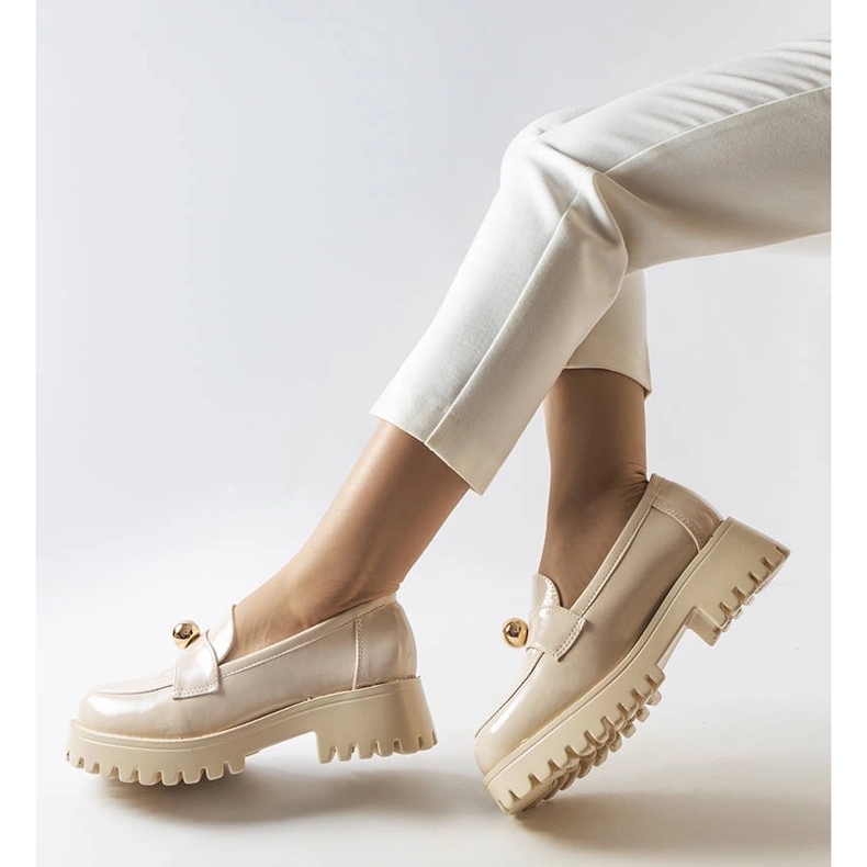 Inna Scarpe laccate beige di Stella 1