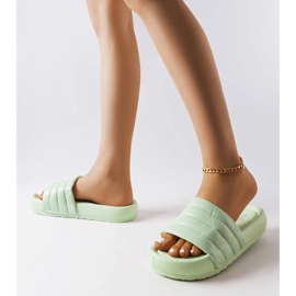Inna Pantofole verdi decorate con trapuntatura Dorene verde 2